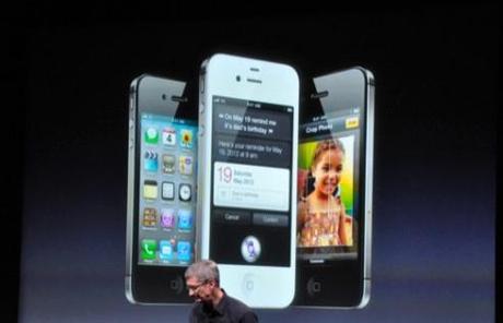 Ufficiale: Ecco iPhone 4S , immagini, video e data di vendita