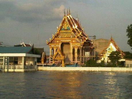 Chao Phraya Express: il modo alternativo di viaggiare a Bangkok