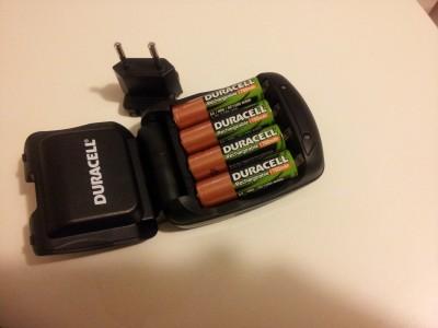 Nuovo caricatore USB portatile Duracell : Il kit di betterie ricaricabili perfetto per il viaggio