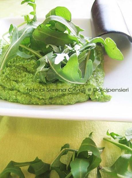 PESTO di RUCOLA CON ARACHIDI, NOCCIOLE e… ricordatevi del nostro contest… di Dolcipensieri