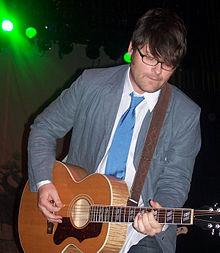 http://upload.wikimedia.org/wikipedia/en/thumb/8/88/Colinmeloy1.jpg/220px-Colinmeloy1.jpg