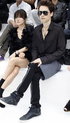 Paris Fashion Week: Chanel P/E 2012