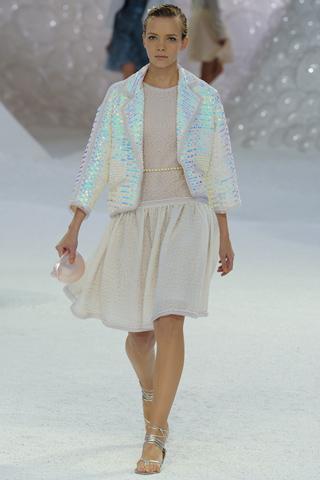 Paris Fashion Week: Chanel P/E 2012