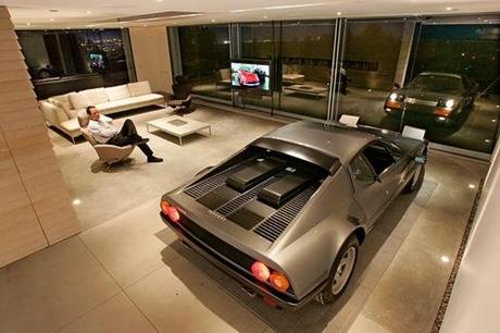 Men's Paradise : The Garage