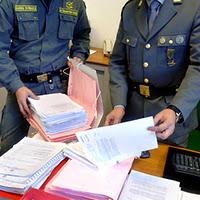 Reati fiscali: anche chi firma la quietanza di pagamento di fatture false è evasore