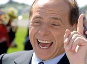Berlusconi: “Nuovo nome Partito? Forza Gnocca”