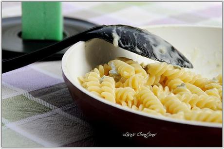 Fusilli al gorgonzola e gherigli di noce