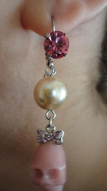 It's time for ... Bijoux! It's time for ... Bijoux!