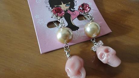 It's time for ... Bijoux! It's time for ... Bijoux!