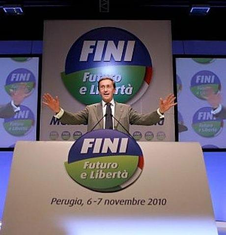 Fini sulla legge sulle intercettazioni!