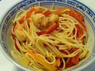 NOODLES DI RISO CON GAMBERI