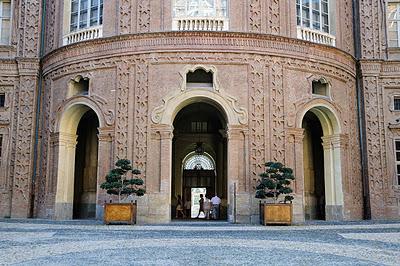 Palazzo Carignano - The court