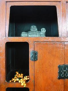 Antiquariato e fiori dall'oriente