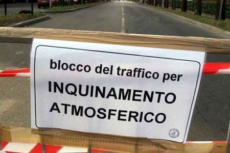 blocco traffico Milano: Lunedì 10 Ottobre blocco traffico per veicoli più inquinanti