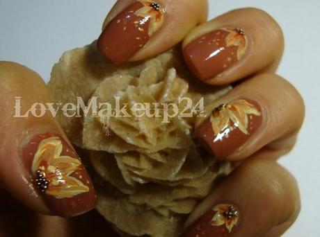 Tutorial Nail Art - Fiore Autunnale