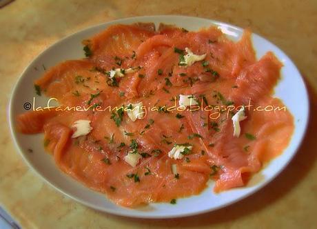 Carpaccio di salmone affumicato