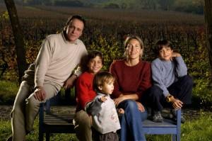 Sondaggio Ipsos: il 77% dei francesi è molto attaccato alla famiglia tradizionale