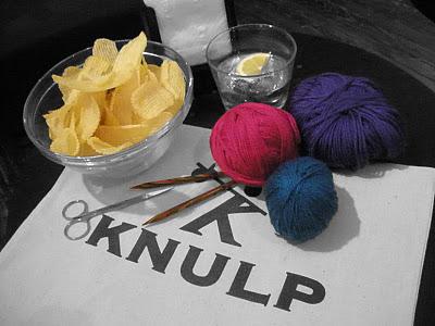 23 progetti in maglia ed uncinetto per la ricerca contro il cancro