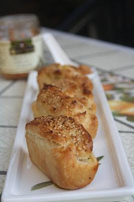 Plum cakes salati alla crema di carciofi e ricotta