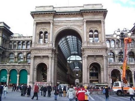 Apple Store in Galleria Vittorio Emanuele a Milano!