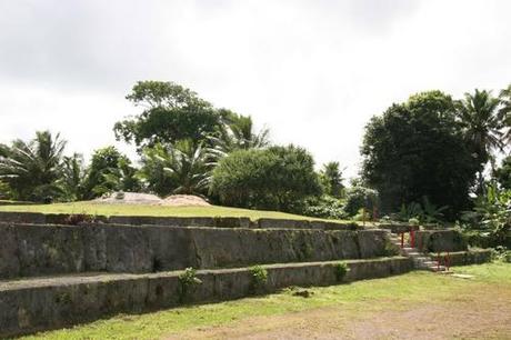 Una delle tombe Langi