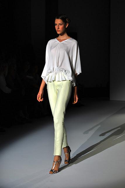 Followpix @ Roberto Musso S/S 2012 fashionshow