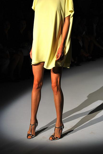 Followpix @ Roberto Musso S/S 2012 fashionshow