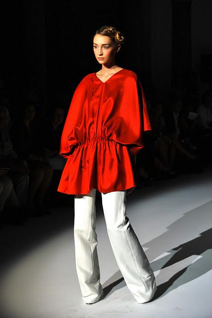 Followpix @ Roberto Musso S/S 2012 fashionshow