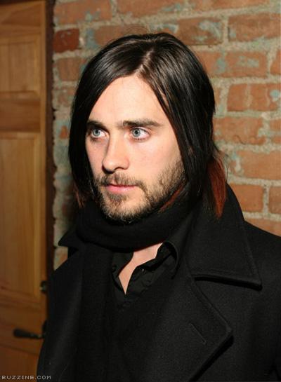 TUTTI I TAGLI DI CAPELLI DI JARED LETO attore e cantante 30 seconds to mars immagini e foto