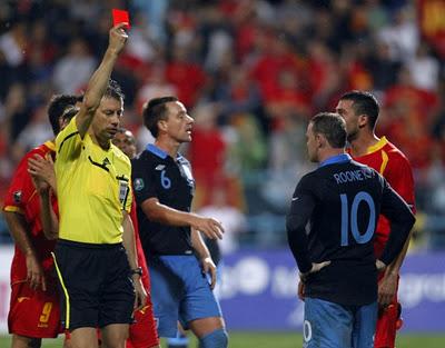 Rooney squalificato per 3 giornate, salterà la prima parte di Euro 2012 con l'Inghilterra