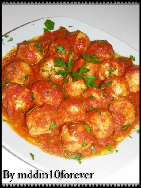 POLPETTE DI RICOTTA CON SUGO AL POMODORO