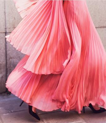 Pleats and fluttering fabrics