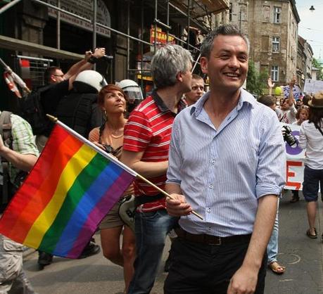 Entra nel parlamento polacco il primo deputato gay dichiarato