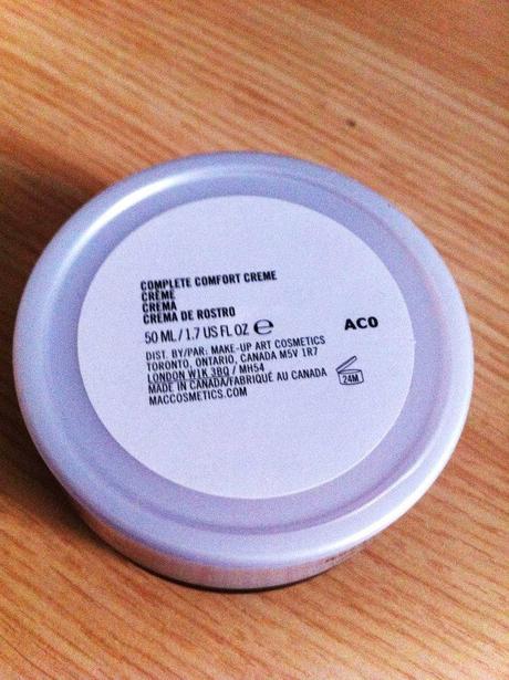 M.A.C. Creme Complete Confort Cream