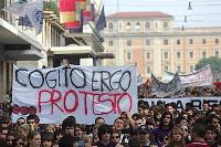Indignati di Roma 2011 e proteste studentesche di Roma 2010: una coincidenza sospetta a base di black bloc