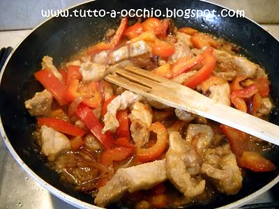 Sono tornata....forse.. - Luna di bulgur e quinoa con straccetti di maiale all'orientale