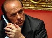 rivoluzionario Benito Berlusconi idea fascista schiacciare imbavagliare dissenso