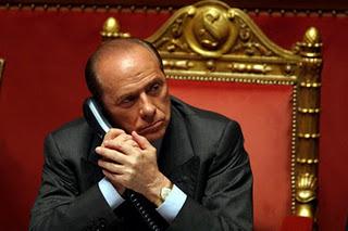 Il rivoluzionario Benito Berlusconi e la sua idea fascista di schiacciare i pm e imbavagliare il dissenso