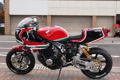 Honda RS 1000 Replica by Tajima Engineering