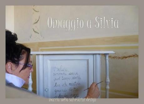 Omaggio a Roma, un mobiletto portatv