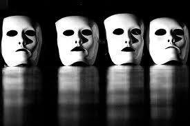 Apre il Comunale: corsi di teatro dei Pochi