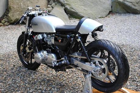 CB750 '72 Cafe Racer