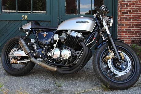 CB750 '72 Cafe Racer