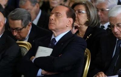 Berlusconi fa sogni d'oro alla cerimonia per i cavalieri del lavoro