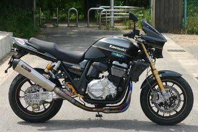 Kawasaki ZRX 1200 DAEG by Nojima Japan