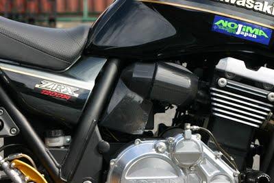 Kawasaki ZRX 1200 DAEG by Nojima Japan