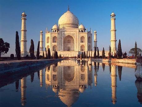 Allarme Taj Mahal: potrebbe crollare