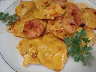 Ravioli di zucca e gamberi