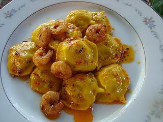 Ravioli di zucca e gamberi