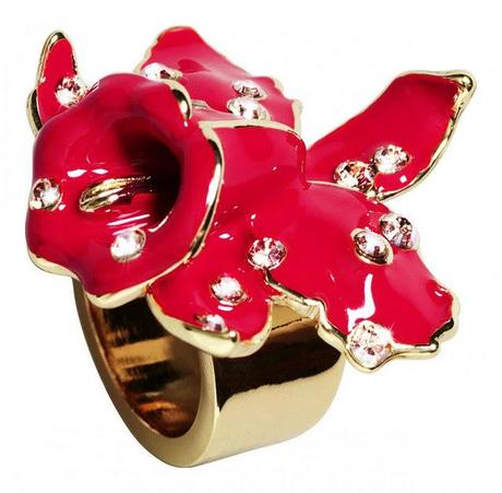 Versace for H&M; Accessories and more...